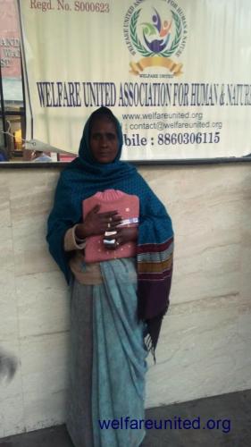 woolen clothes distribution sai mandir 8